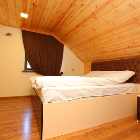Quba Ugur Hotel ภายนอก รูปภาพ
