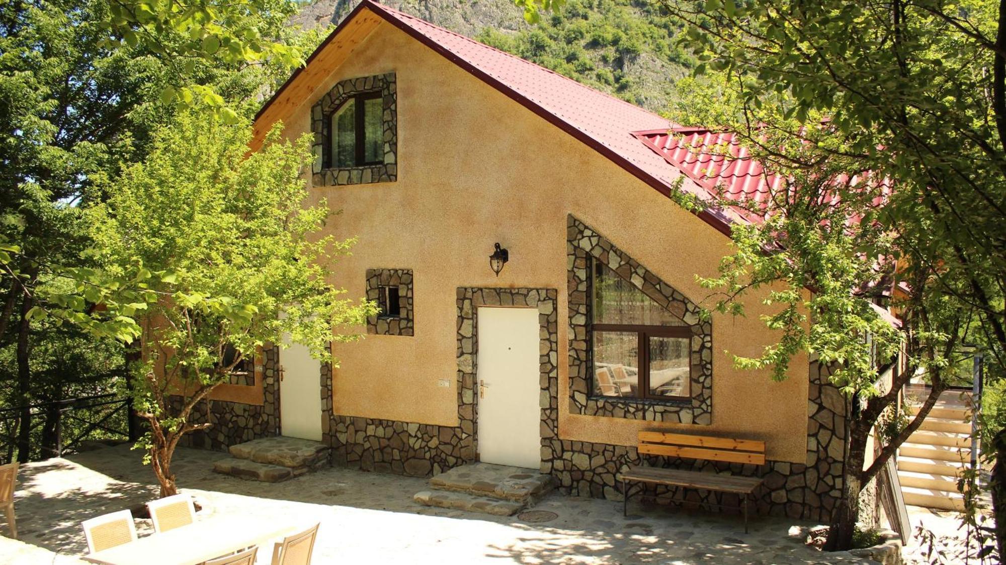 Quba Ugur Hotel ภายนอก รูปภาพ