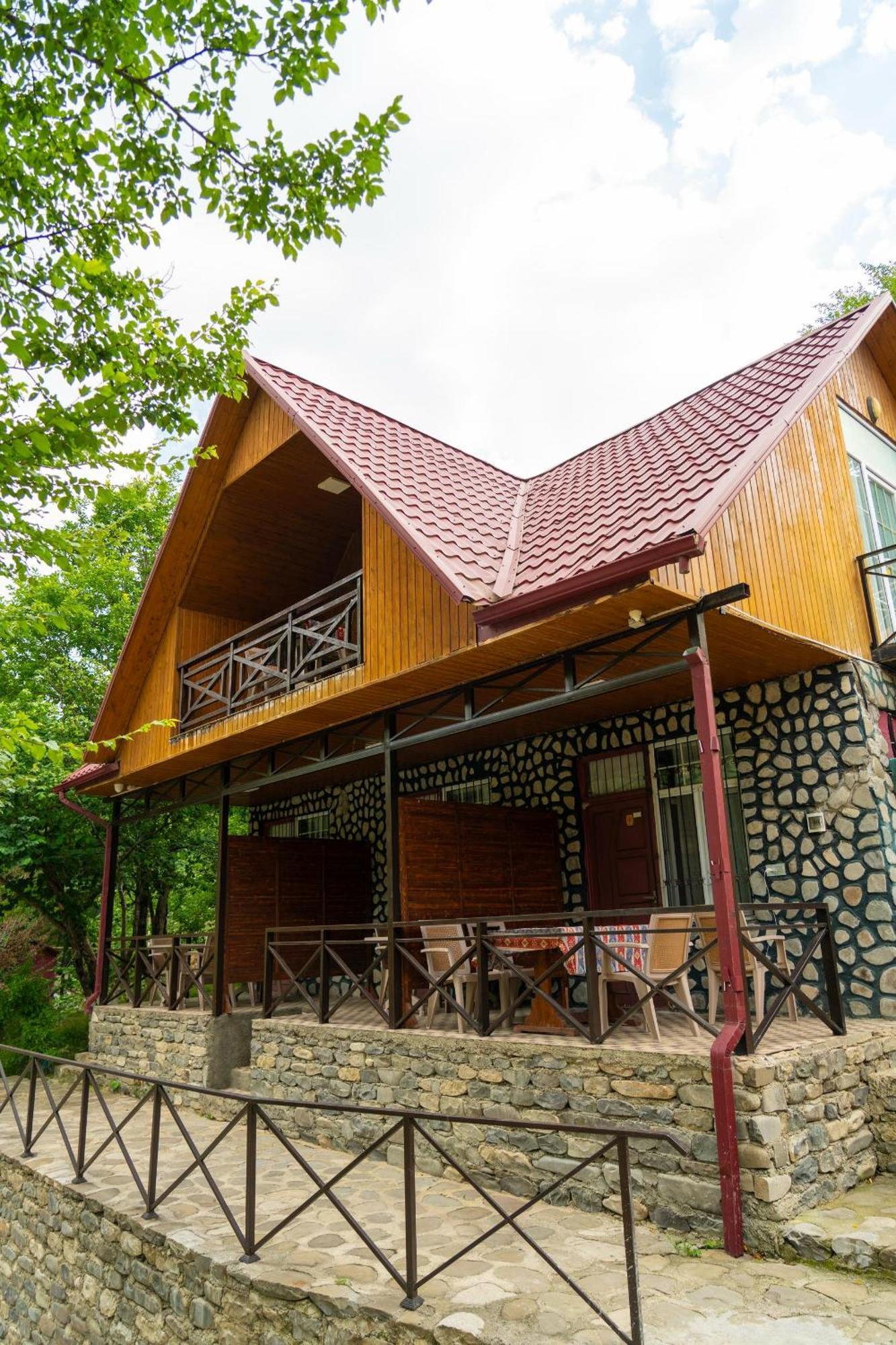 Quba Ugur Hotel ภายนอก รูปภาพ