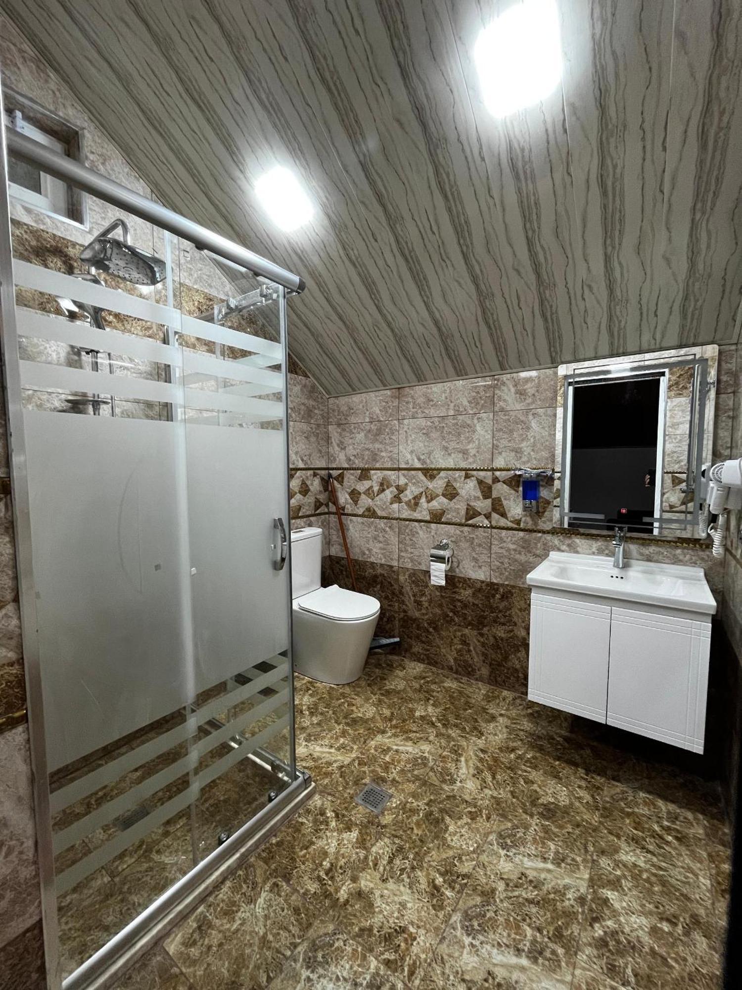 Quba Ugur Hotel ภายนอก รูปภาพ